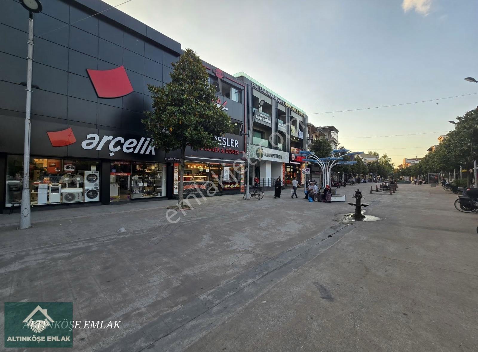 Çarşı Merkezinde Kiralık Tabela Değerli Ofis - Görsel 14