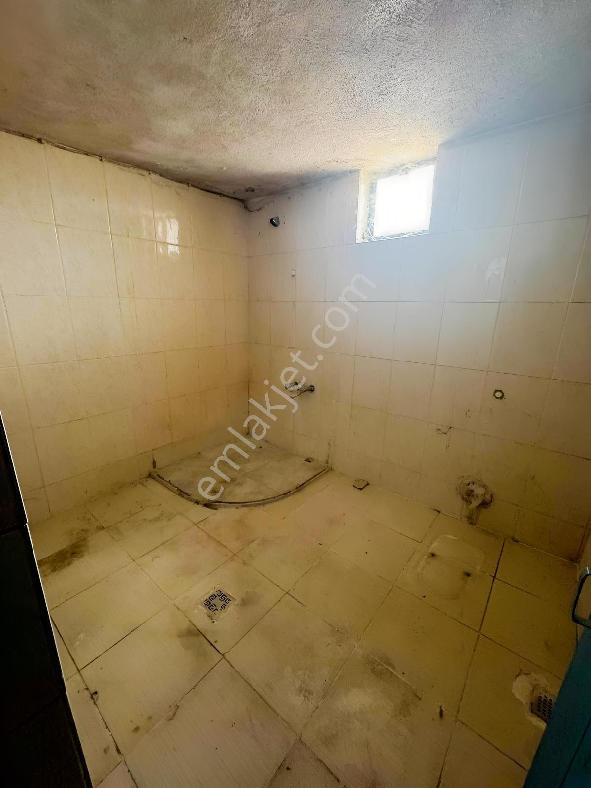 Milas__beçin De İçinde Köy Evi Olan İmarlı Arsa - Görsel 15