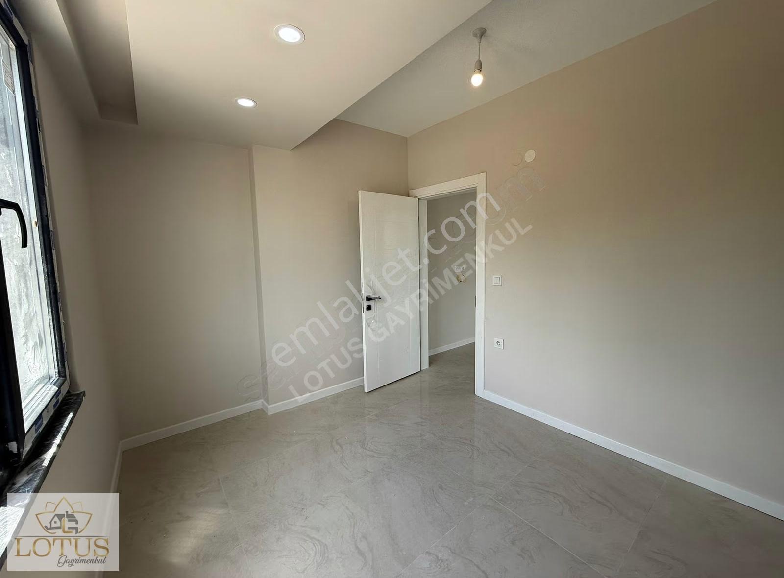Başiskele Yeşilyurt Merkezi Konum Cadde Üzeri Kiralık 2+1 Daire - Görsel 19