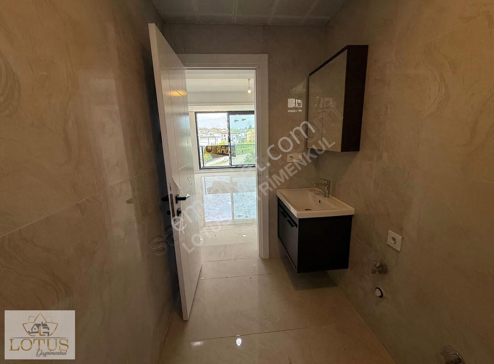 Başiskele Yeşilyurt Merkezi Konum Cadde Üzeri Kiralık 2+1 Daire - Görsel 30