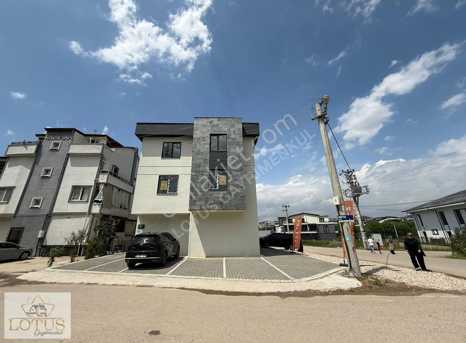 Başiskele Yeşilyurt Merkezi Konum Cadde Üzeri Kiralık 2+1 Daire - Görsel 7