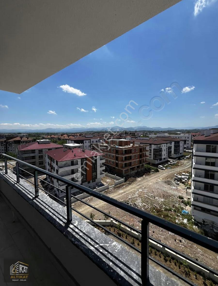 Altıkat Emlaktan Havuzlu Site İçerisinde 3+1 Giyinme Odalı Daire - Görsel 16
