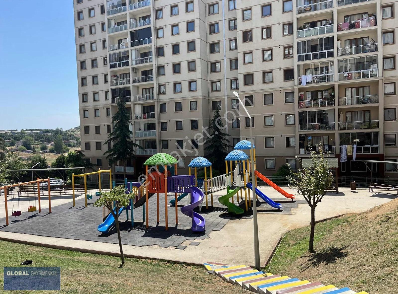 Tuzla Emlak Konutları 2 Kapalı Mutfaklı Kiralık 1.5+1 Daire - Görsel 4