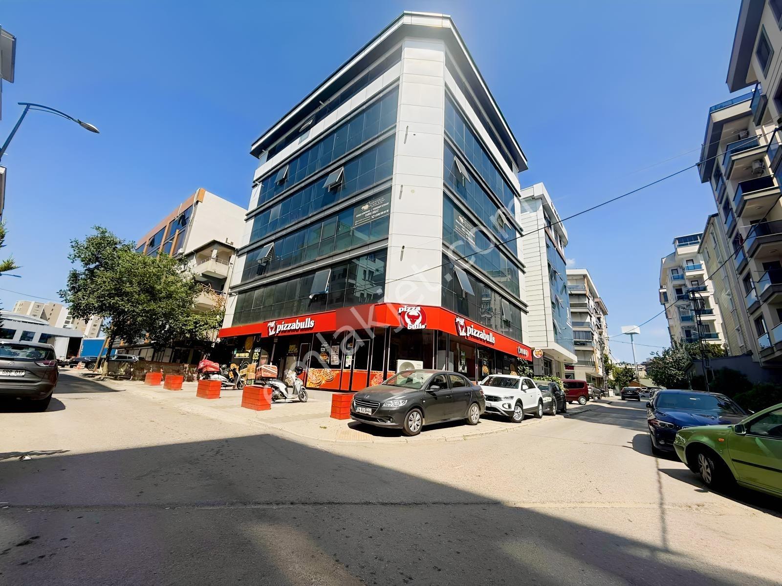 Samandıra Da 2+1 110 M2 İskanlı Kiralık Ofis Katı Ve İş Yeri