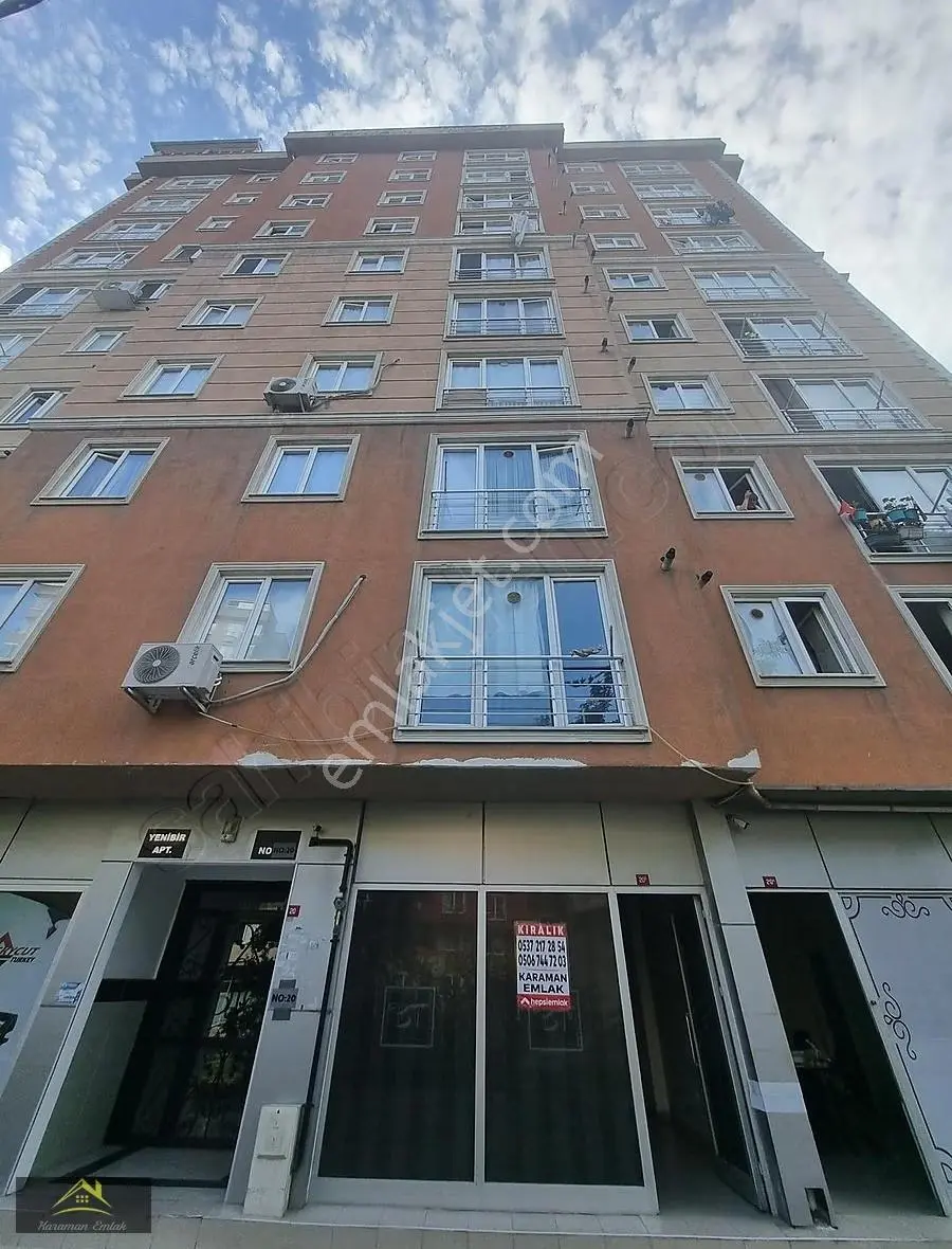 Ümraniye Çakmakta Kiralık İşyeri - Dükkan - Mağaza