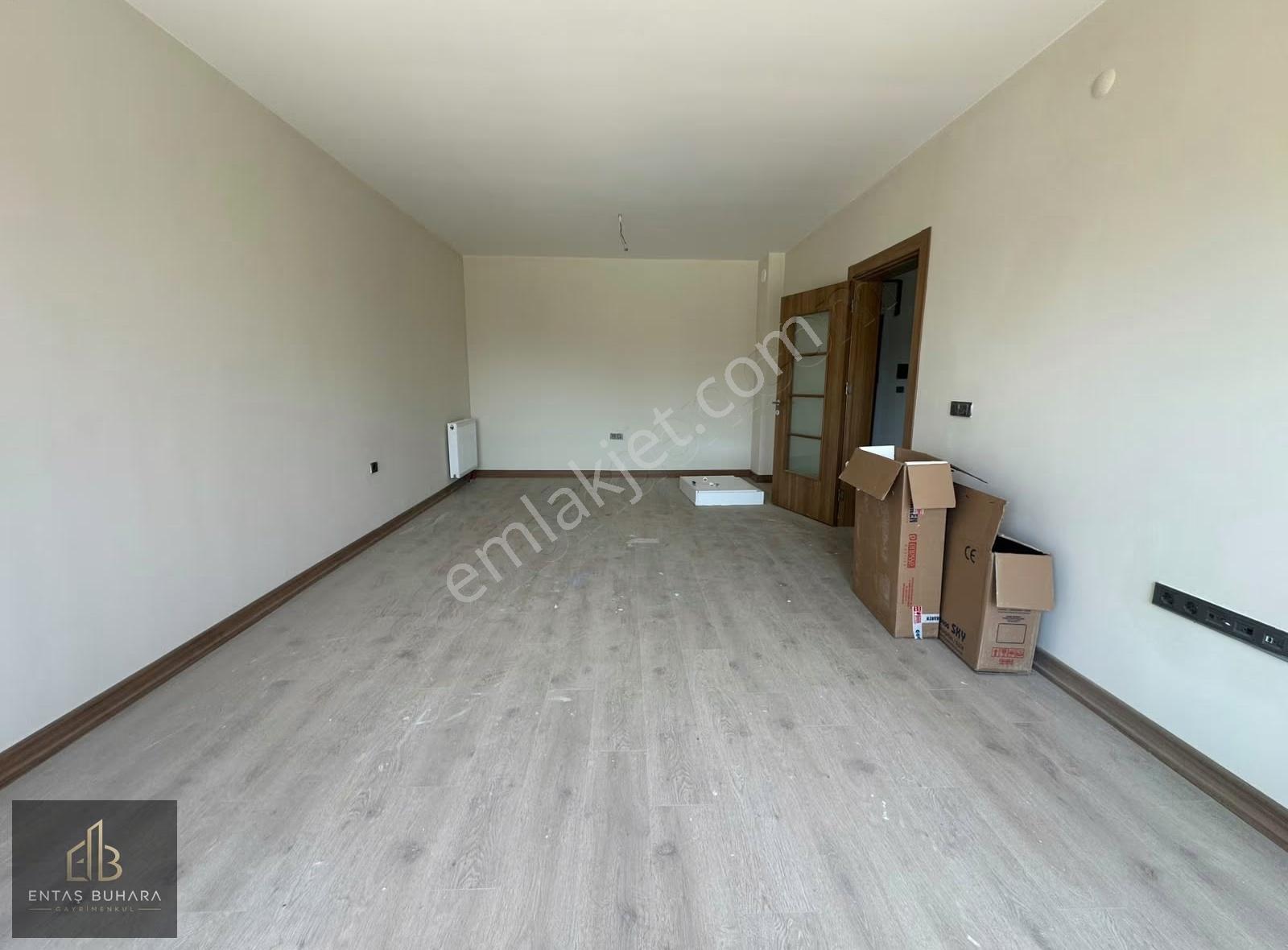 Emre Taş'tan Sarıgazi Tokide 3+1 Vestiyerli Kiralık Daire - Görsel 3