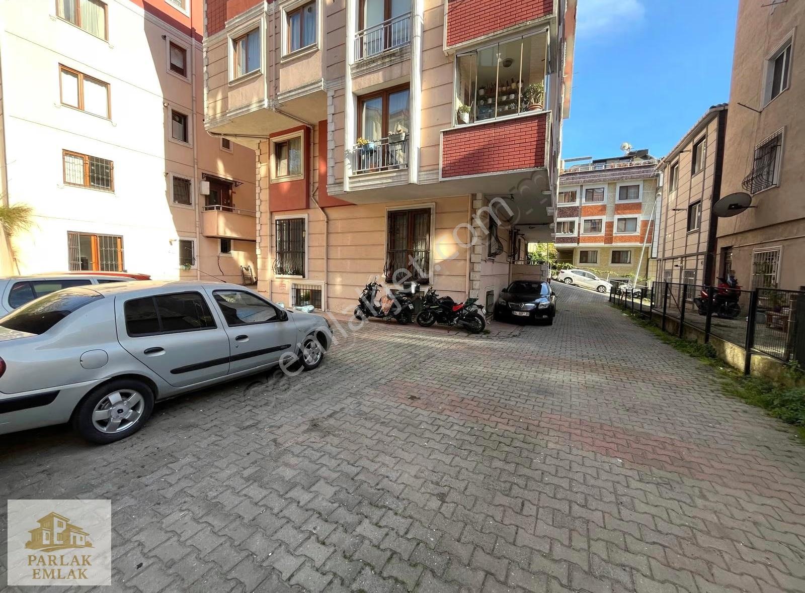 Parlak'tan Bağlarbaşında Genç,otoparklı Binada 1+1 Acil Satılık! - Görsel 21