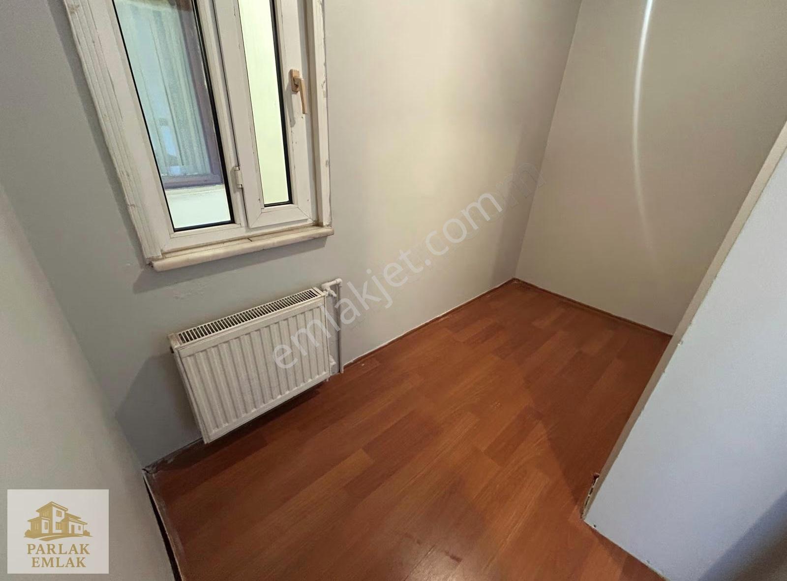 Bağlarbaşnda Genç Binada 4+1 140m2 Deniz Manzaralı Dubleks Daire - Görsel 4