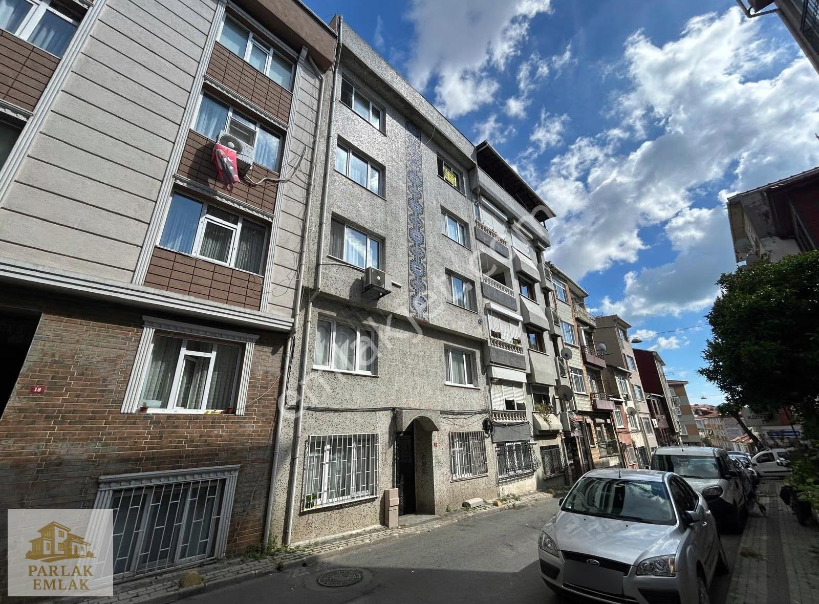 Bağlarbaşnda Genç Binada 4+1 140m2 Deniz Manzaralı Dubleks Daire - Görsel 5