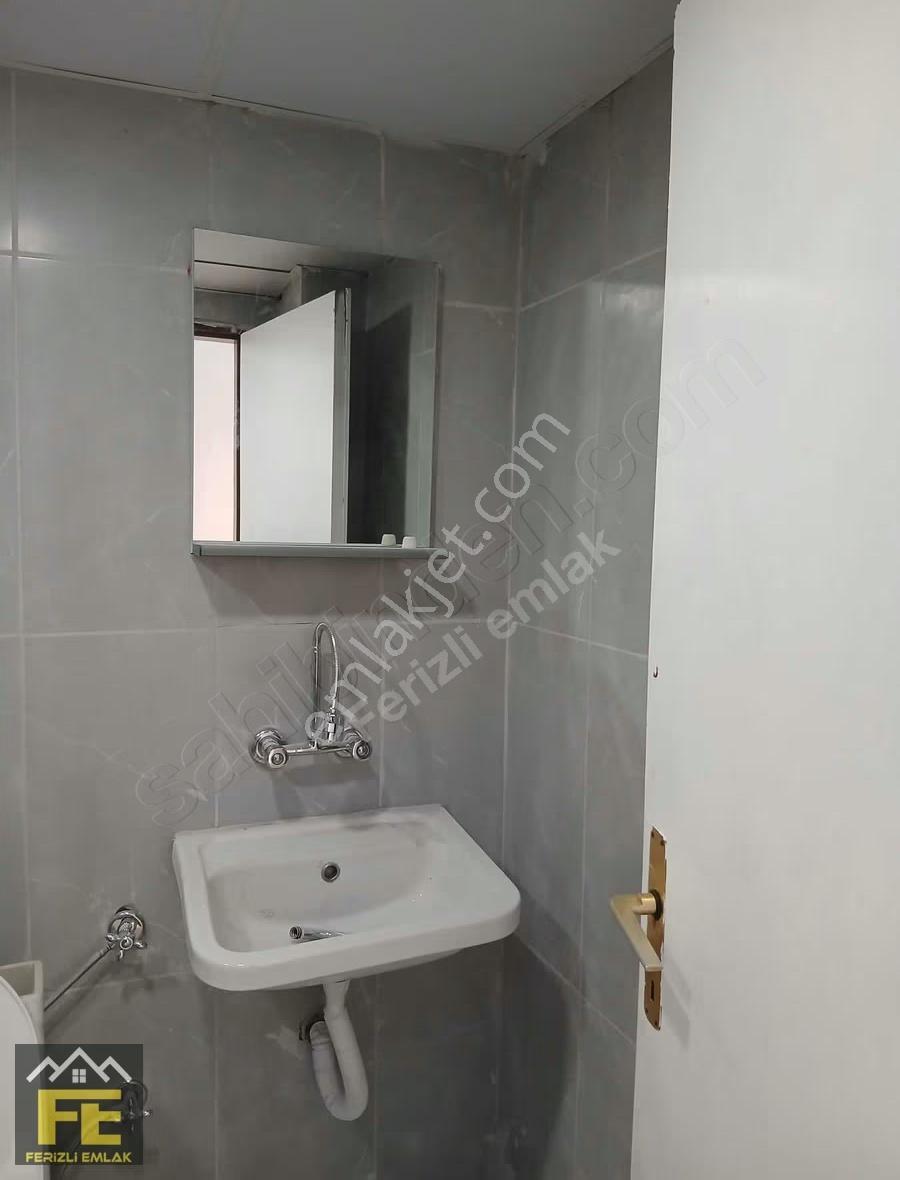 Ferizli İstiklal Mahallesinde 2+1 Bakımlı Satılık Daire - Görsel 4
