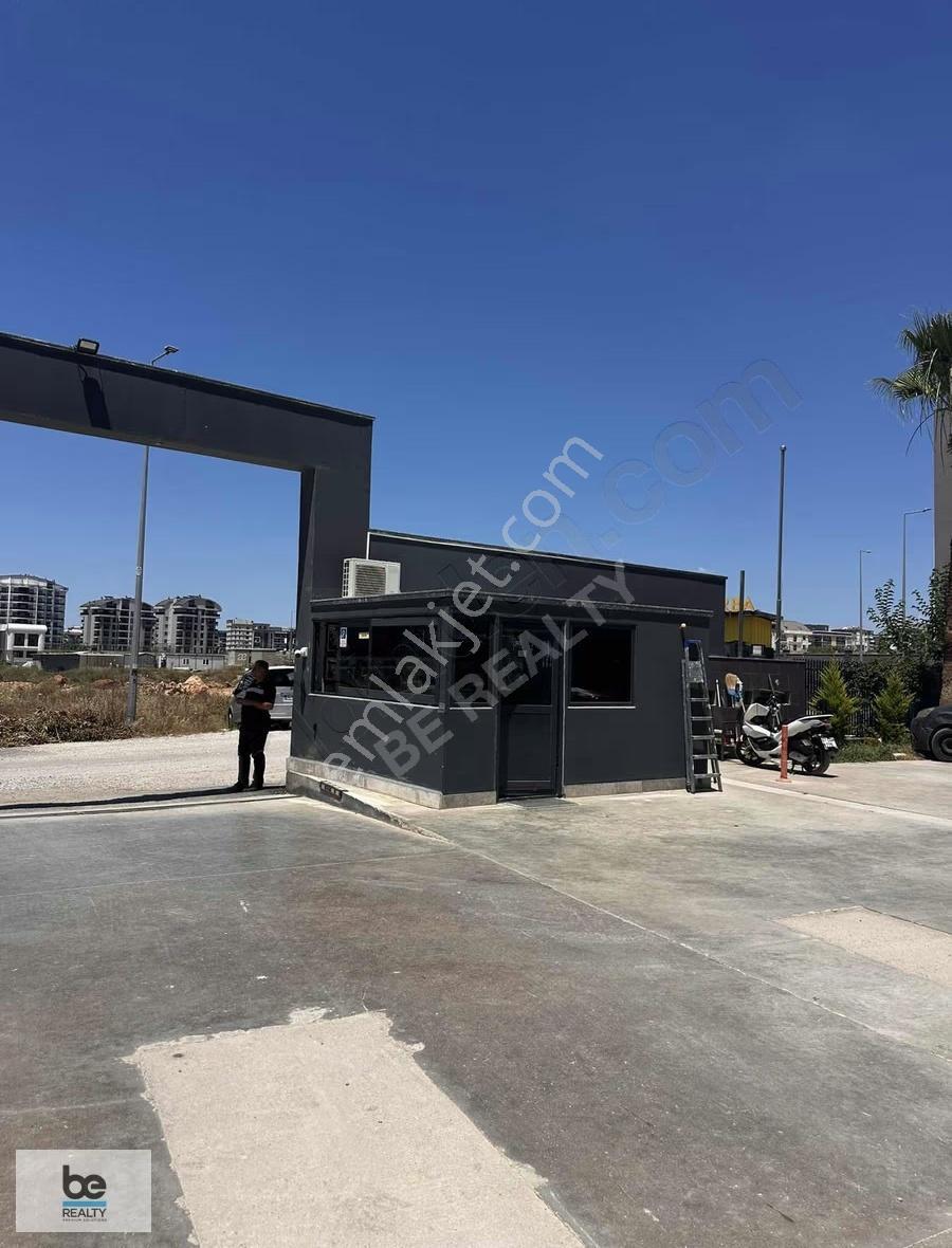 Site Havuzlu Eşyalı 1+1 - Görsel 22