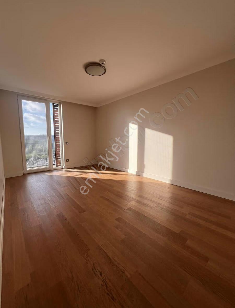 Zekeriyaköy Kent Optimum Sitesi 3+1 Müstakil Çatı Dubleks Daire - Görsel 13
