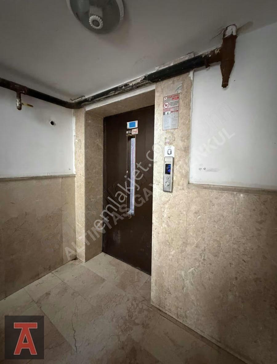 Alsancak Mah'de Ara Katta Asansörlü 3+1 Kiralık - Görsel 13
