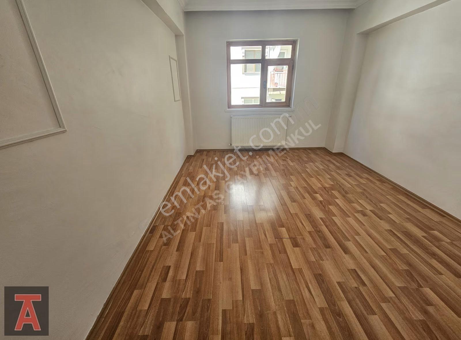Selçuklu Mah. Ara Katta Ön Cephe Park Manzaralı Kiralık 3+1 - Görsel 6