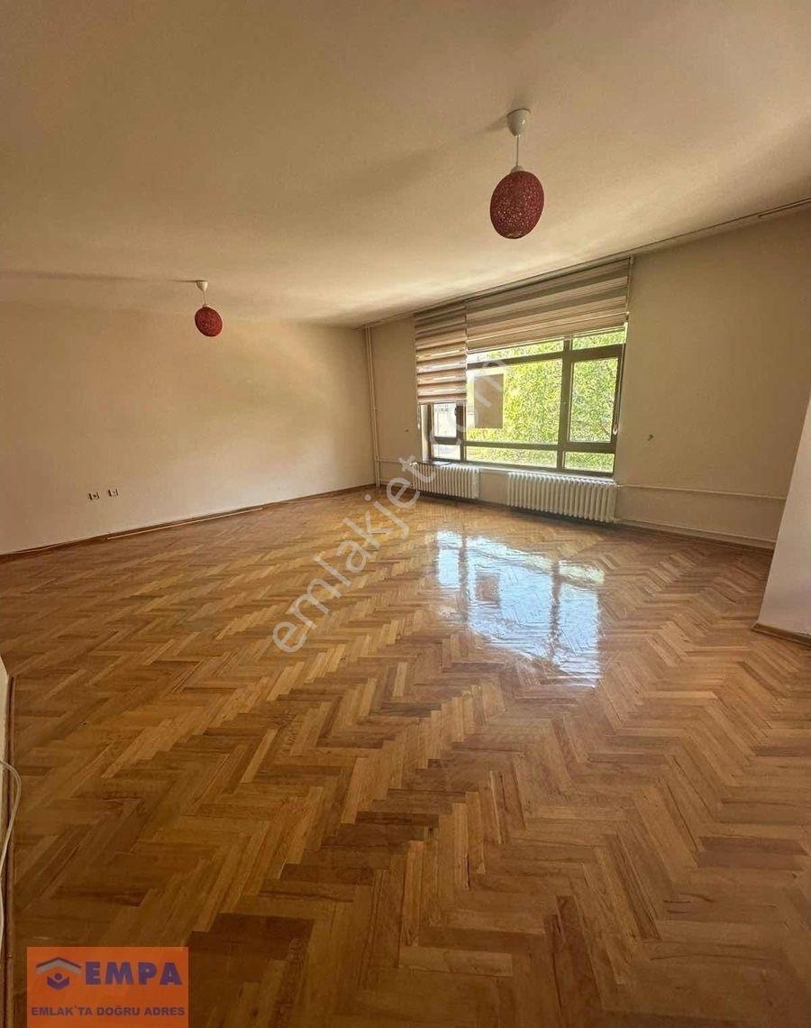 Bahçelievler Mahallesinde Kiralık 3+1 - Görsel 5