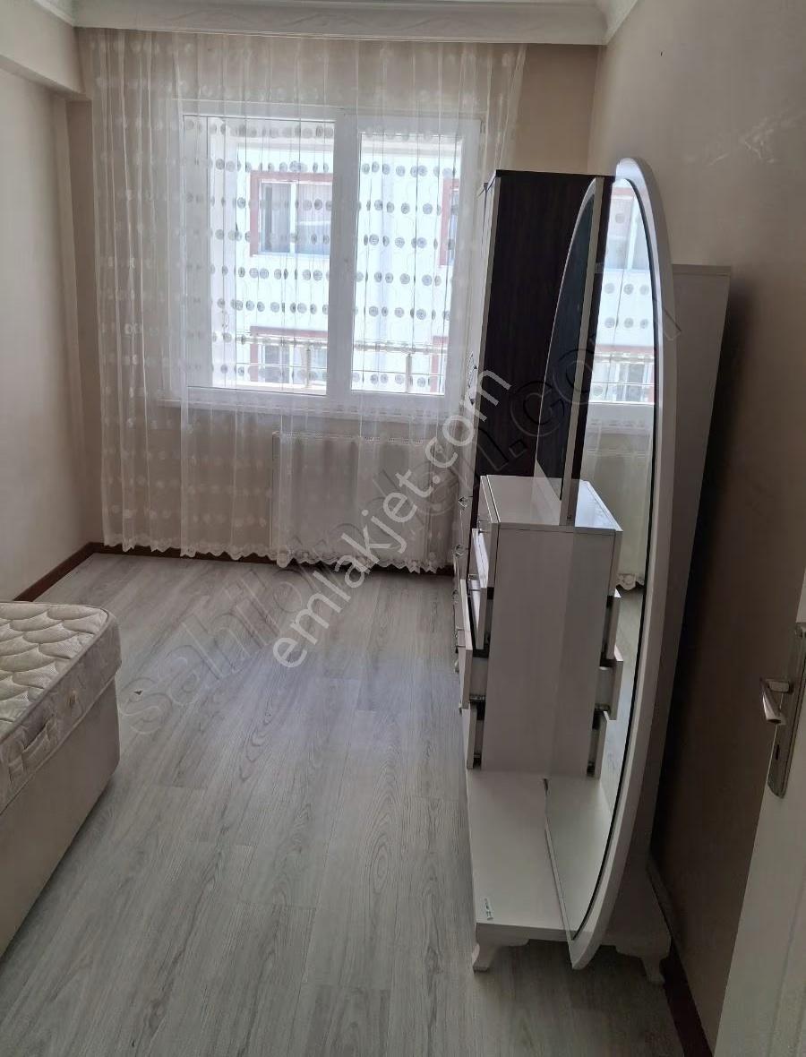 Tuşba Emlaktan Kiralık Eşyalı 2+1 Daire - Görsel 4