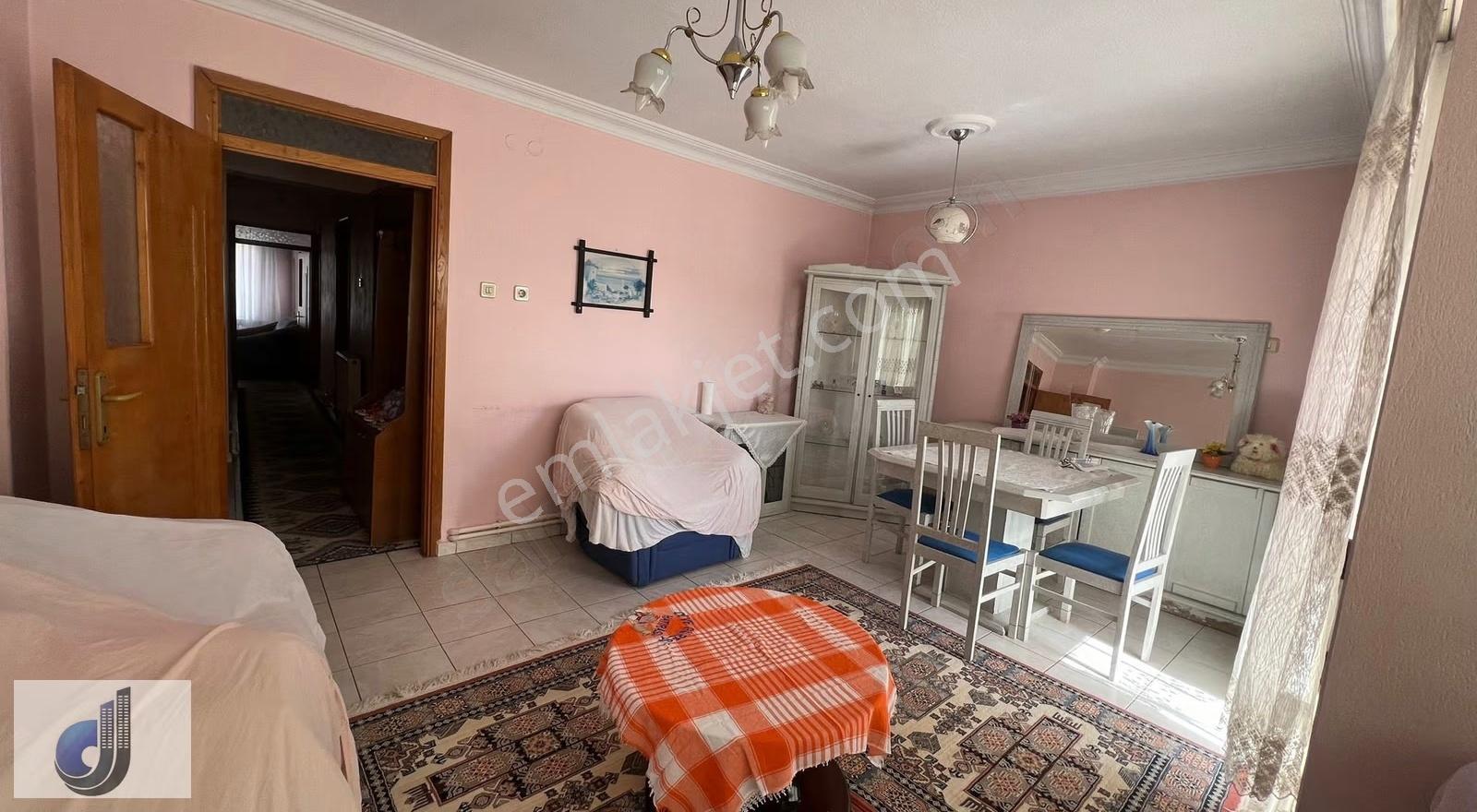 Korupark Altında Eşyalı Kiralık Daire - Görsel 15
