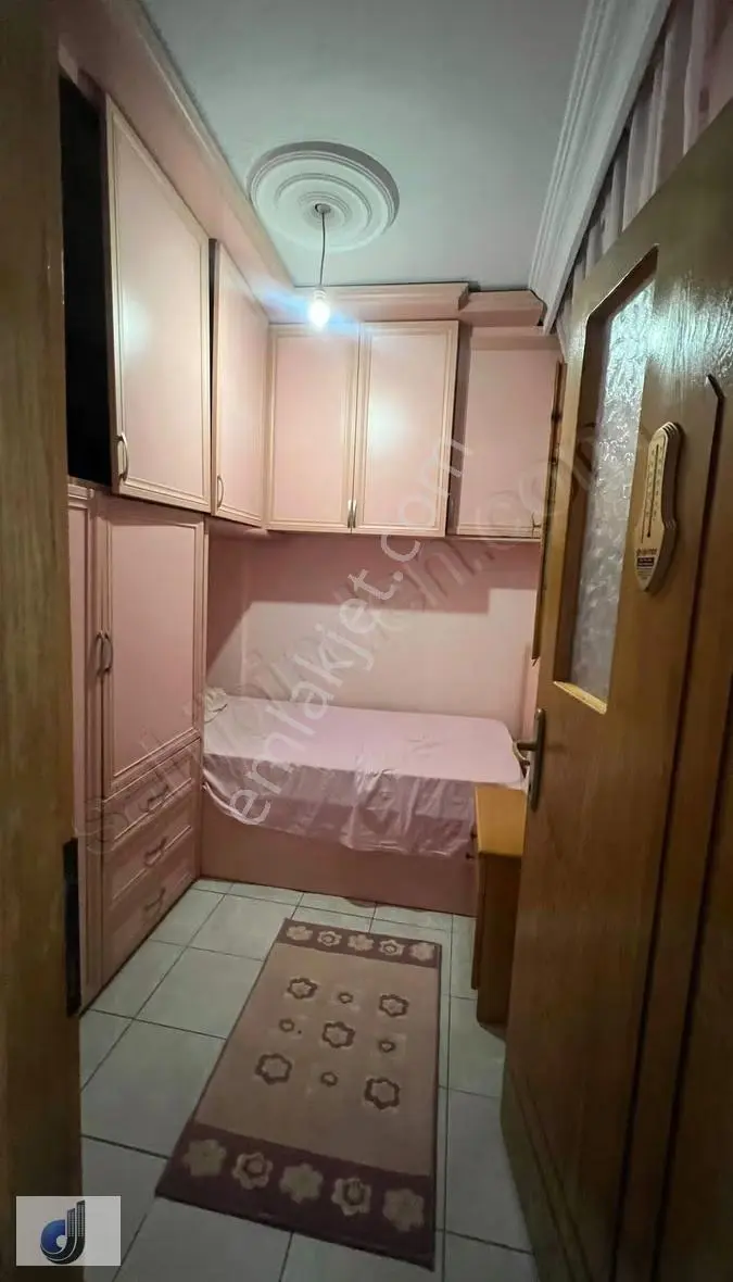 Korupark Altında Eşyalı Kiralık Daire - Görsel 3