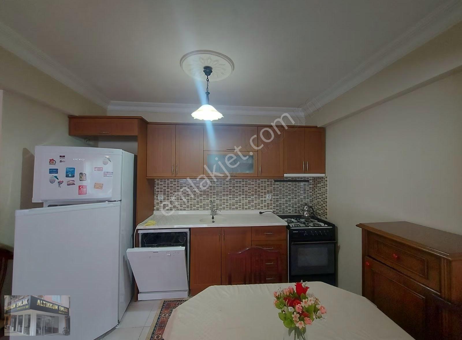 Sarımsaklı'da Merkezde Plaja 100m 2+1 Satılık Daire - Görsel 10