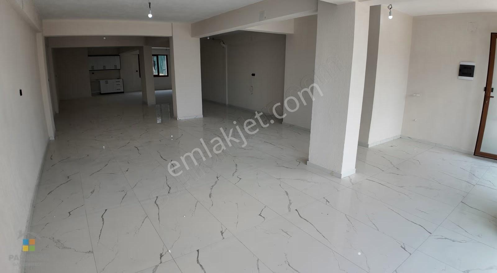 Aydın Kuyucak Merkezde 450 M² Cadde Üzeri Satılık Ticari Dükkan - Görsel 5