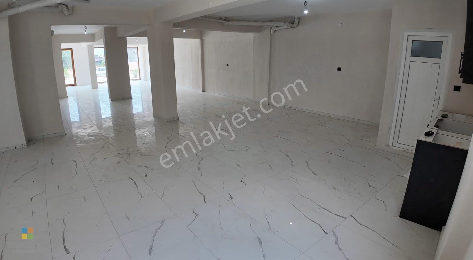 Aydın Kuyucak Merkezde 450 M² Cadde Üzeri Satılık Ticari Dükkan - Görsel 4
