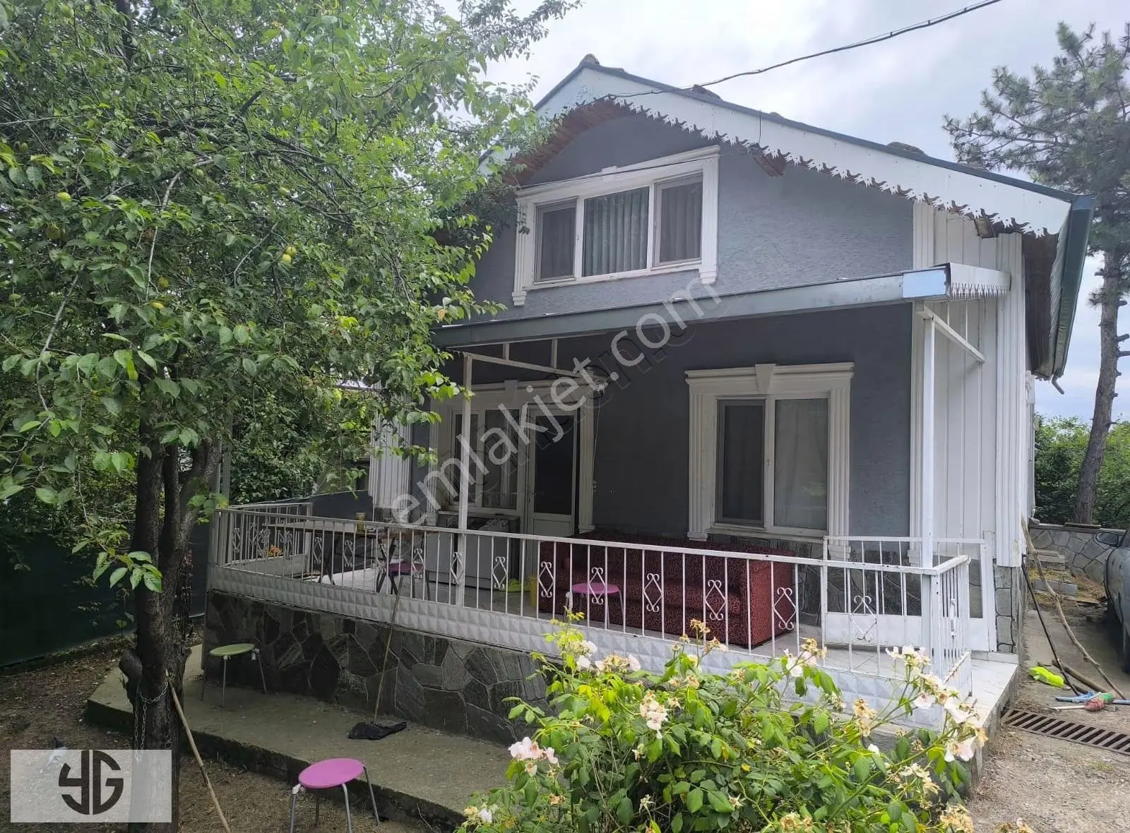 Geniş Bahçe, 2 Katlı Villa Ve Ek Yaşam Alanı Bir Arada!