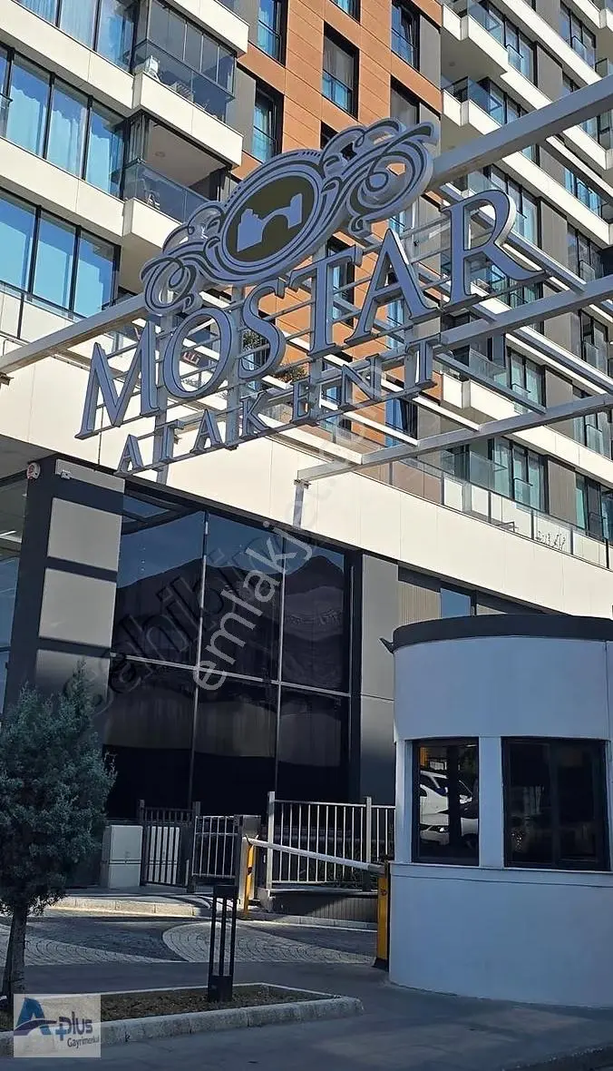 Mostar Atakent'te Peyzaj Manzaralı 2+1 Kiralık Daire