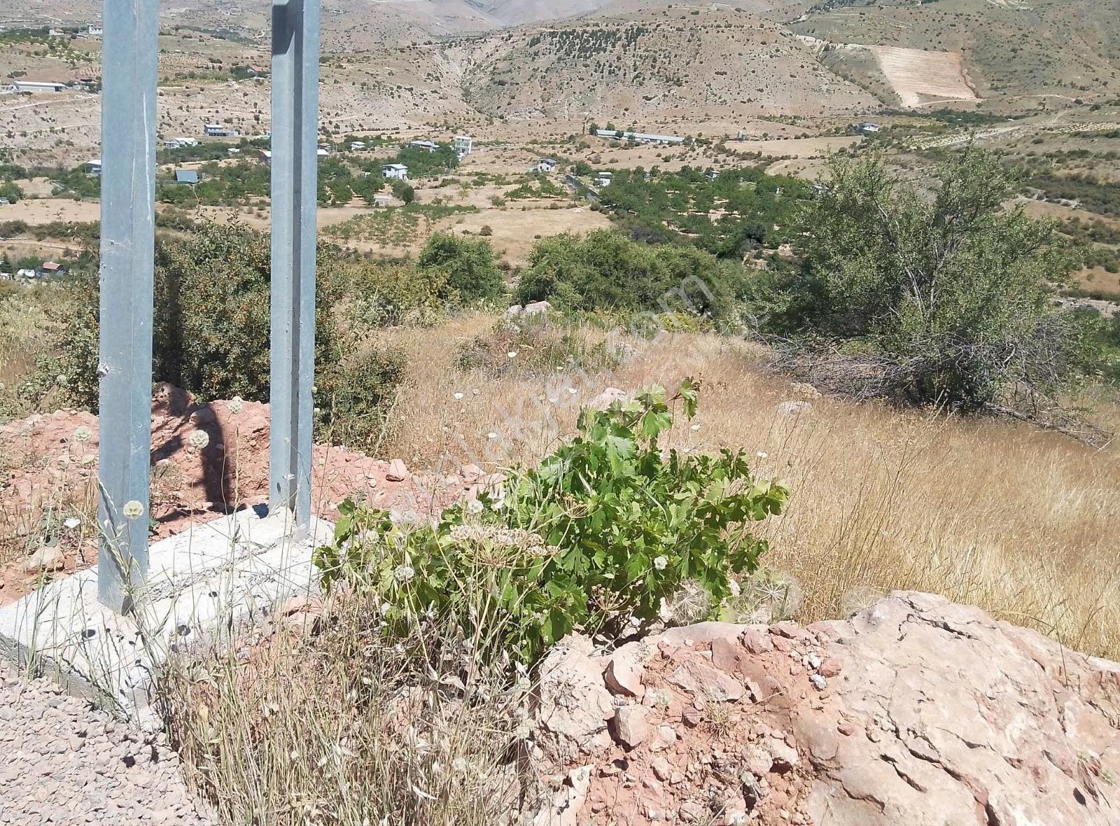 Fourx4 Gayrimenkulden Konak Merkeze 1.5 Km Mesafede Satılık Bağ