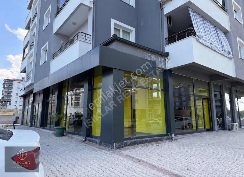 Enes Işık 'tanyakınca'da Satılık Lüks Köşe Dükkan - 130m² - Görsel 3