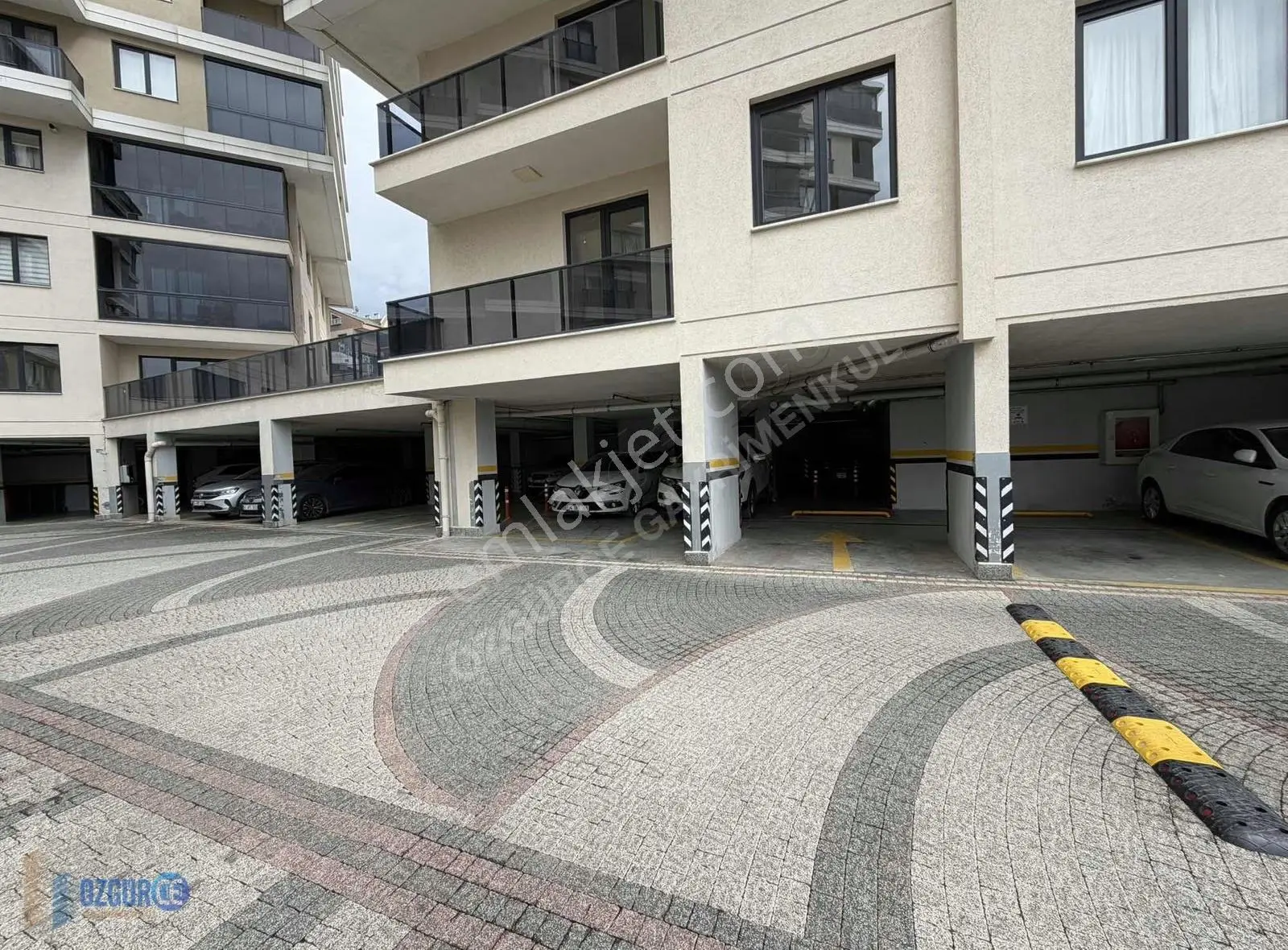 Özgürce Gyd'den Yenikent Gavize Evlerinde 3+1 Kiralık Dubleks