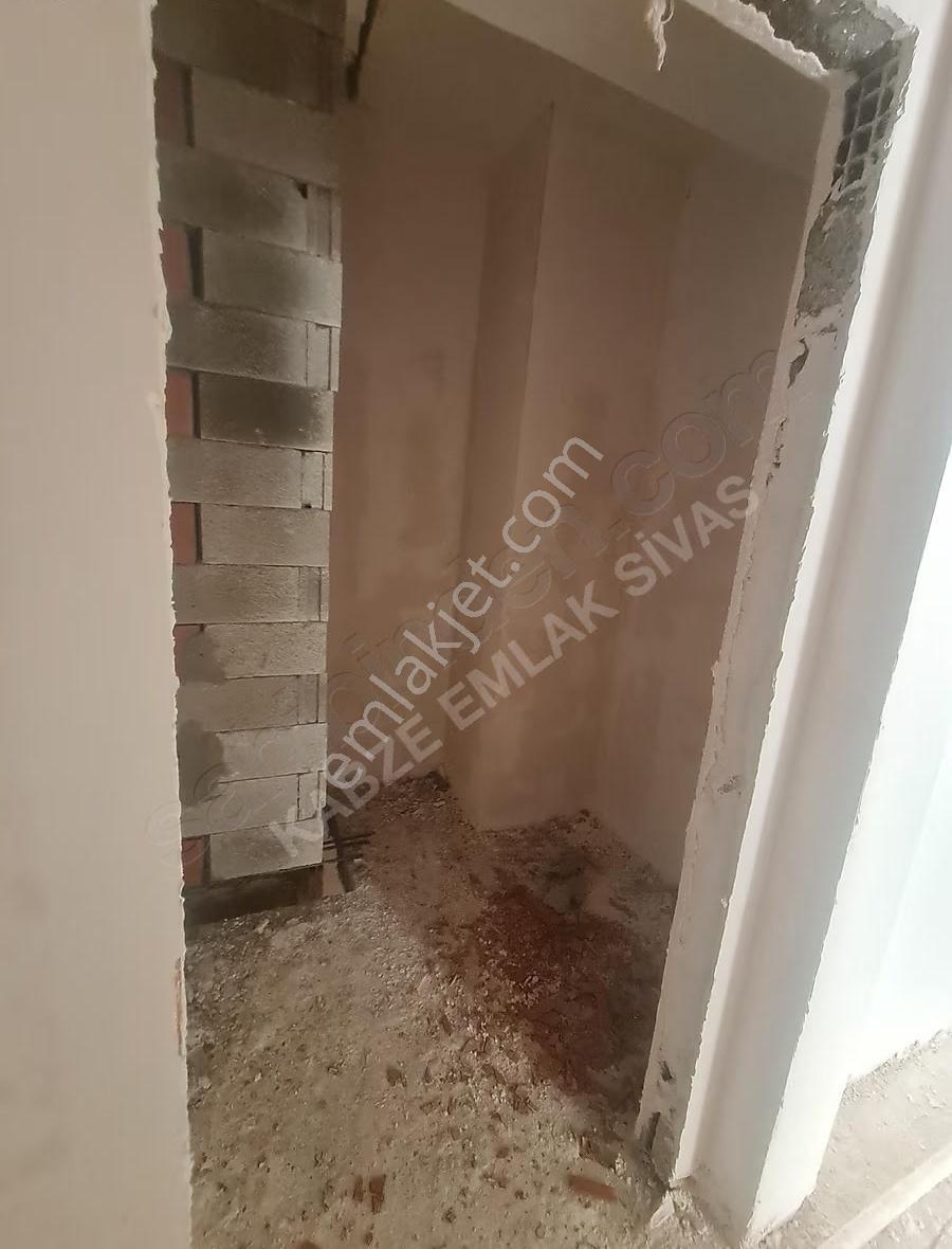 Kabze Emlaktan Eğri Köprü Mahallesinde Satılık Lüks Daire! - Görsel 3