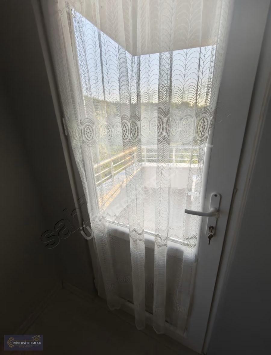 Düzce Üniversitesi 50 Mt Eşyalı Balkon Manzara 1+1 Kiralik Daire - Görsel 7