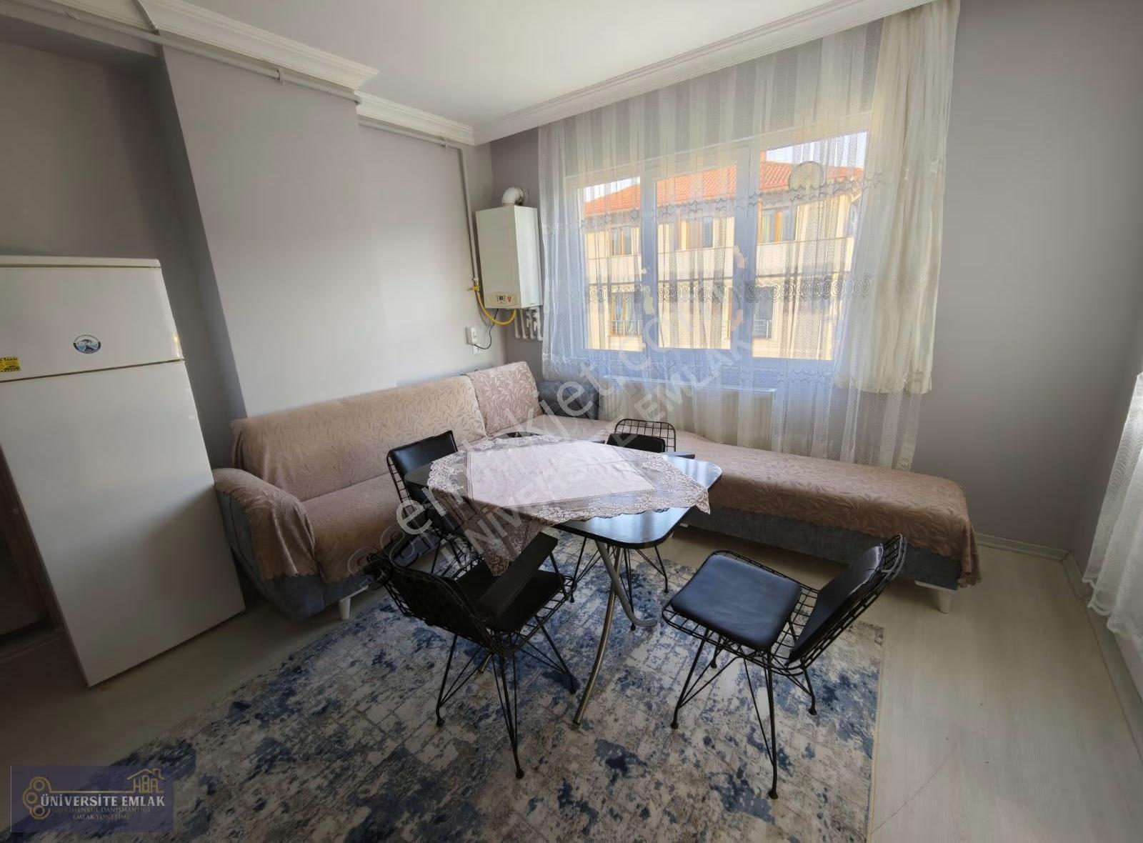 Düzce Üniversitesi 50 Mt Eşyalı Balkon Manzara 1+1 Kiralik Daire - Görsel 3