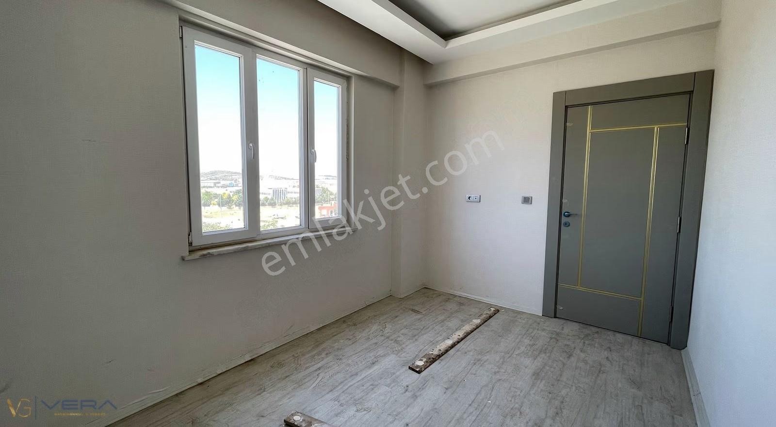 Göktürk'te Stadyum Manzaralı 2+1 Ara Kat - Görsel 17