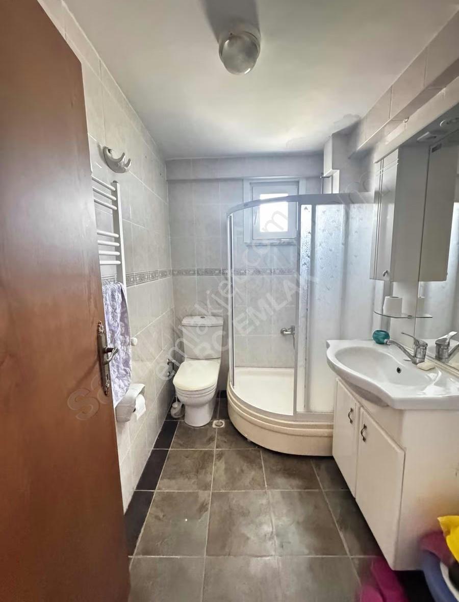 Güzelce'de Deniz Manzaralı Geniş Teraslı 3+2 Satılık Daire - Görsel 2