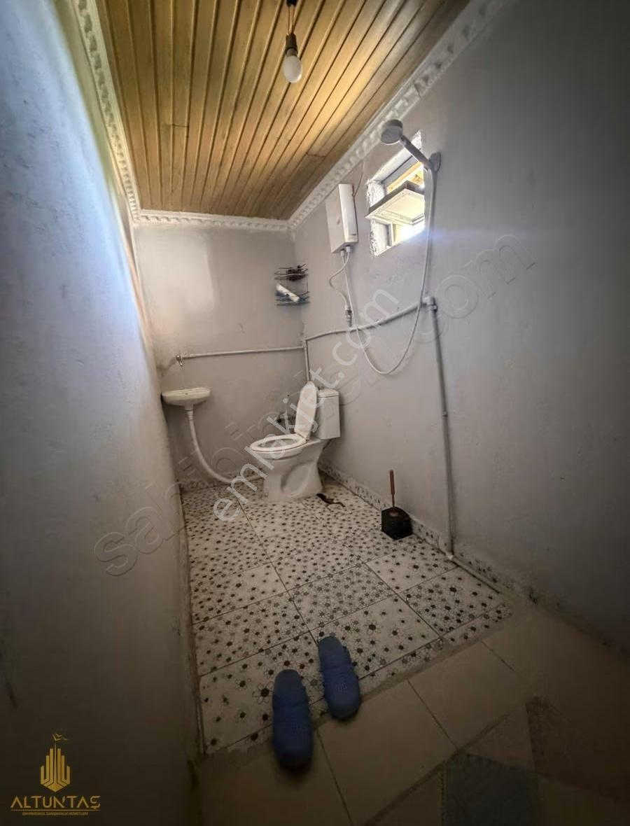 İzmit Kaynarcada Konut İmarlı Müstakil Ev Ve Arsa - Görsel 24