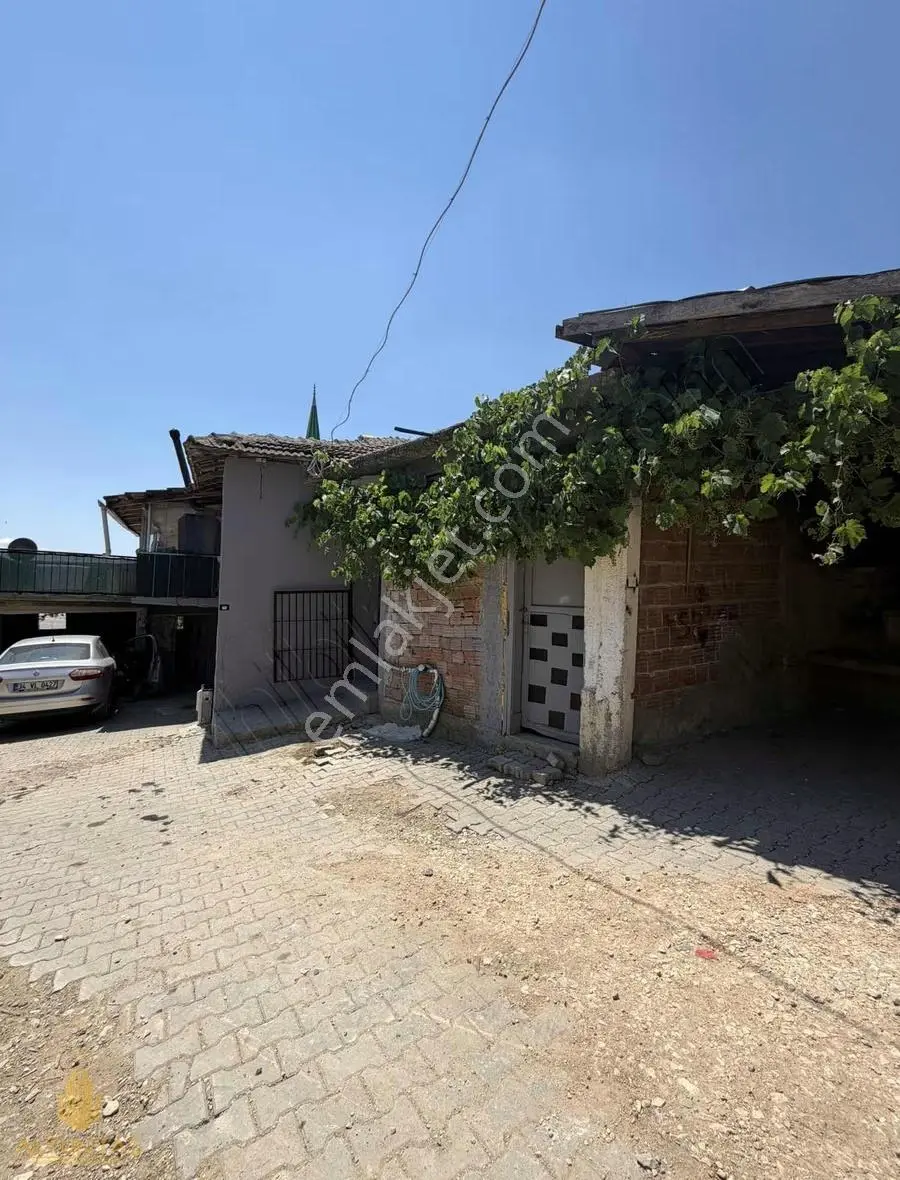 İzmit Kaynarcada Konut İmarlı Müstakil Ev Ve Arsa - Görsel 6