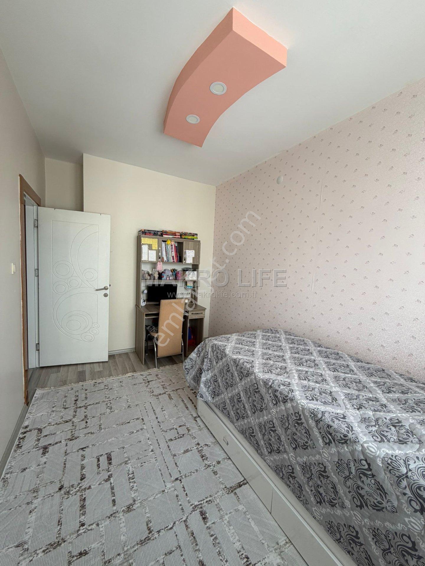 Araştırma Hastanesi Arkasında, Merkezi Konumda Satılık 4+1 Daire, 190m² Net Kullanım Alanı! - Görsel 15