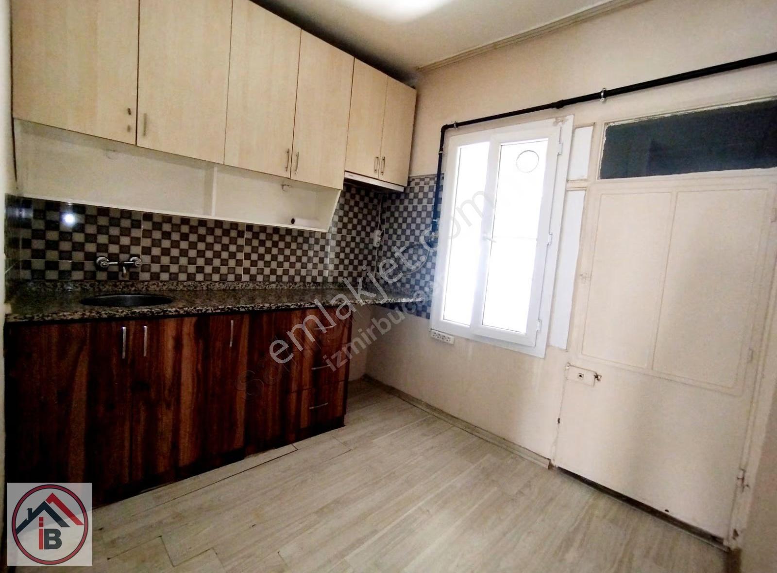 İzmir Buca Yıldız 2+1 Eşyasız 95 Mk D Gazlı Yüksek Giriş Kiralık - Görsel 8
