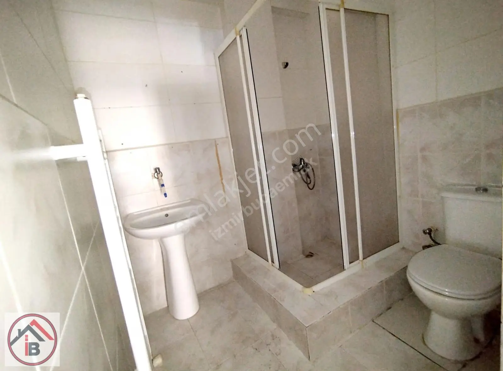 İzmir Buca Yıldız 2+1 Eşyasız 95 Mk D Gazlı Yüksek Giriş Kiralık - Görsel 4