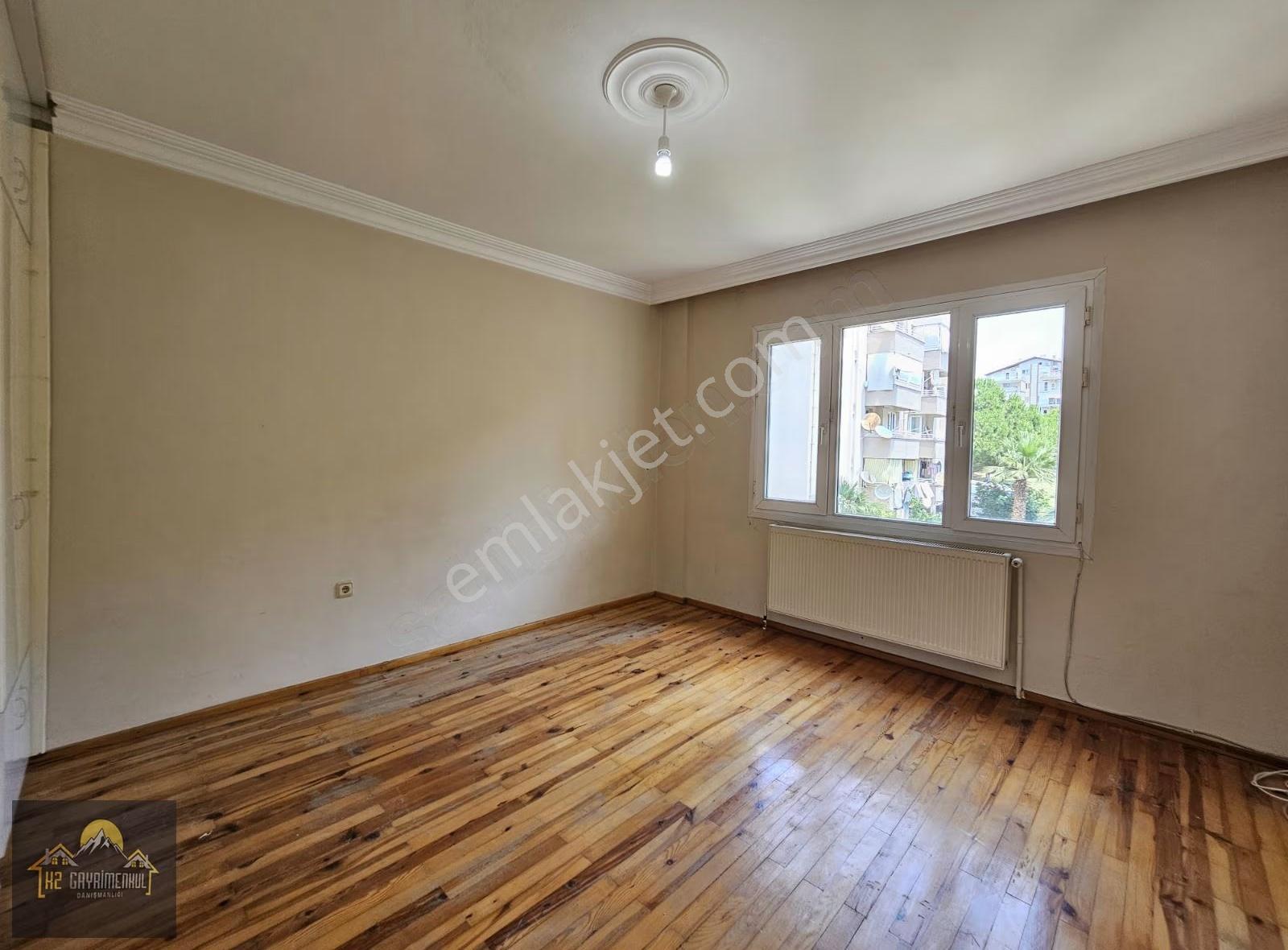 Kuşadası Merkezde Kiralık Doğalgazlı 2+1 Daire - Görsel 13