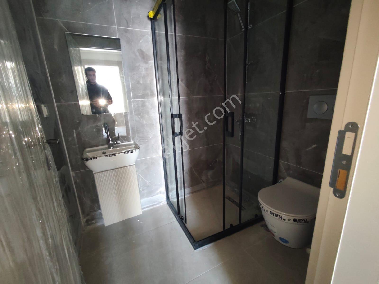 Yılmaz Gayrımenkulden Şehir Manzaralı 4+1 Sıfır Ultra Lüks Ful Yapılı Kıralık Daıre 180 Metre Kare - Görsel 18