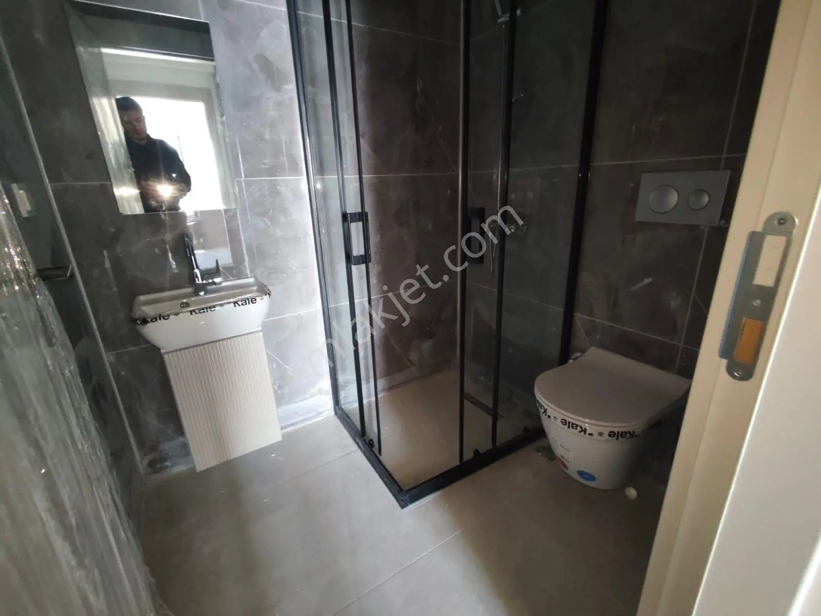 Yılmaz Gayrımenkulden Şehir Manzaralı 4+1 Sıfır Ultra Lüks Ful Yapılı Kıralık Daıre 180 Metre Kare - Görsel 35