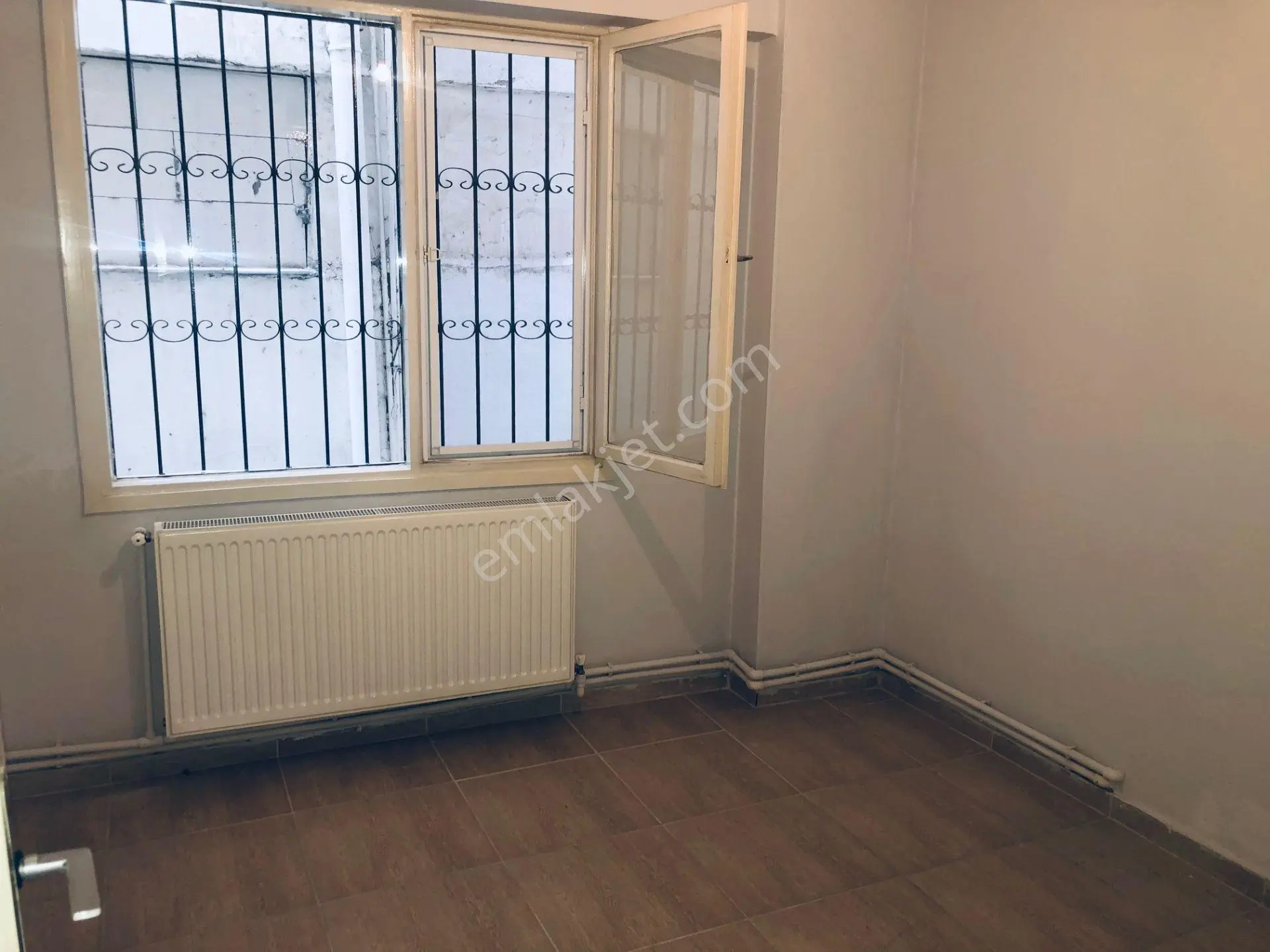 Bayraklı Mansuroğlu'nda Satılık Bakımlı 3+1 Daire - Görsel 4