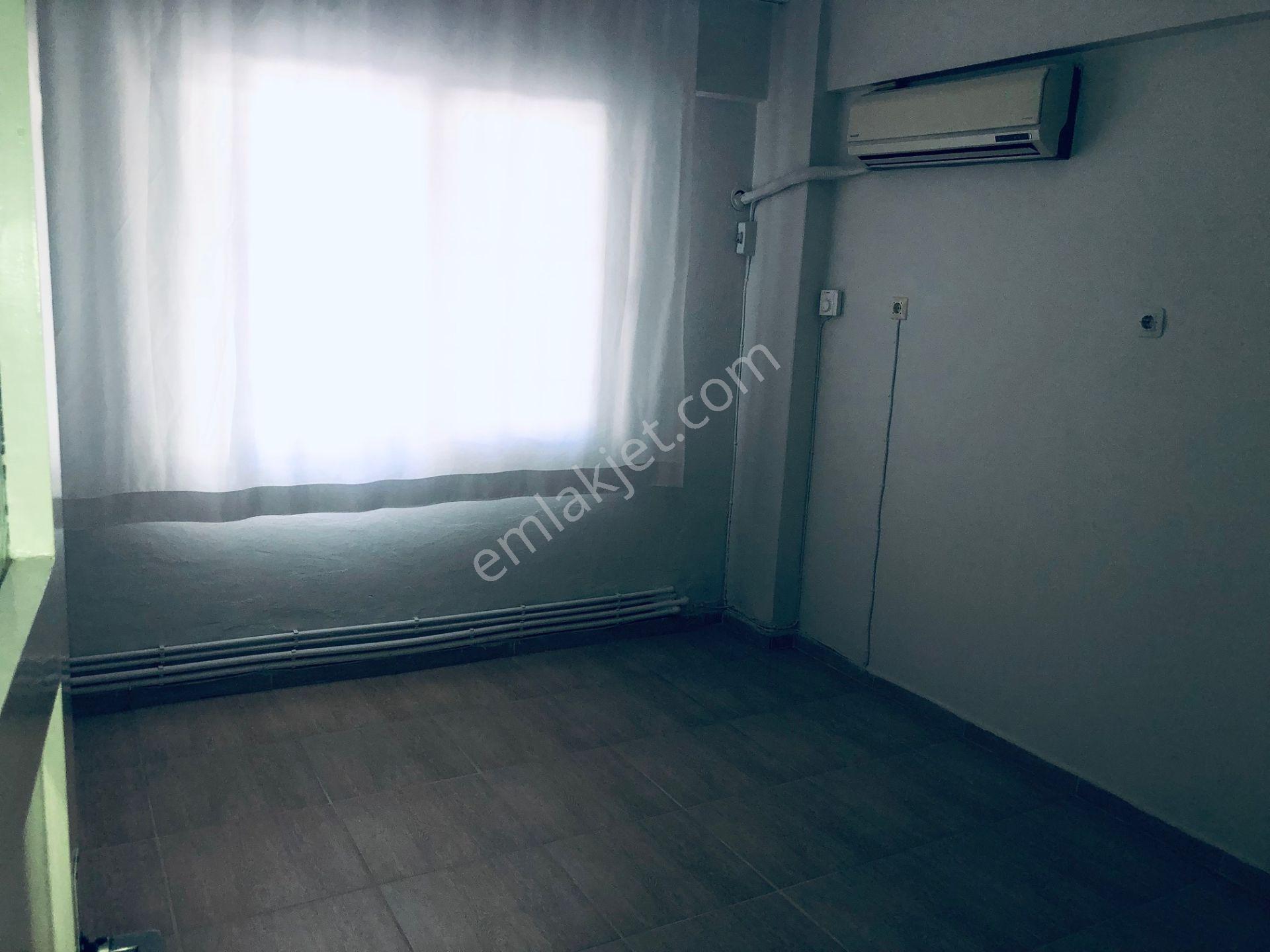 Bayraklı Mansuroğlu'nda Satılık Bakımlı 3+1 Daire - Görsel 6