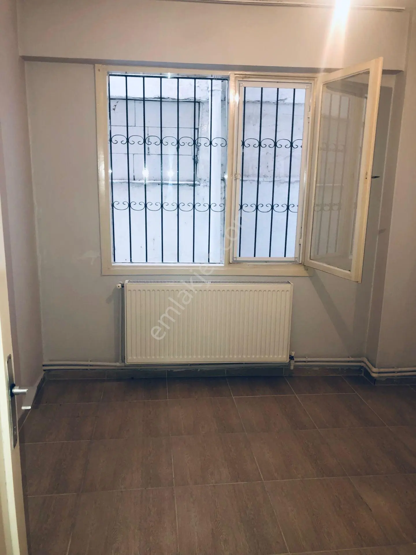 Bayraklı Mansuroğlu'nda Satılık Bakımlı 3+1 Daire - Görsel 3