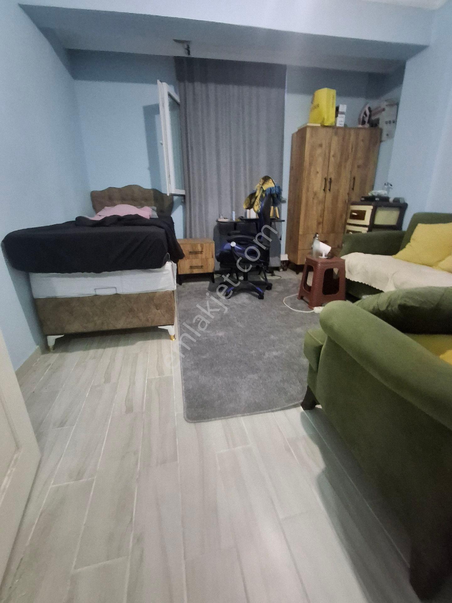 Savaş Emlak'tan 1+1 Bahçe Kat Krediye Uygun Daire