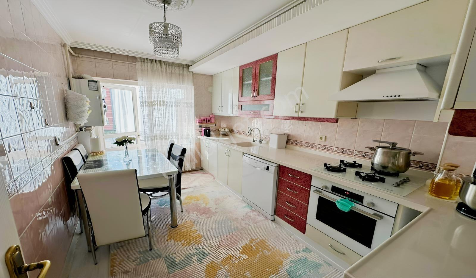 Ufuktepe Pazaryanı 3+1 Orta Kat Geniş Daire Arayanlara Fırsat - Görsel 6