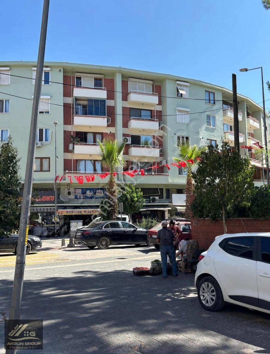 Edremit Te Asma Katlı Pasaj İçi Dükkan