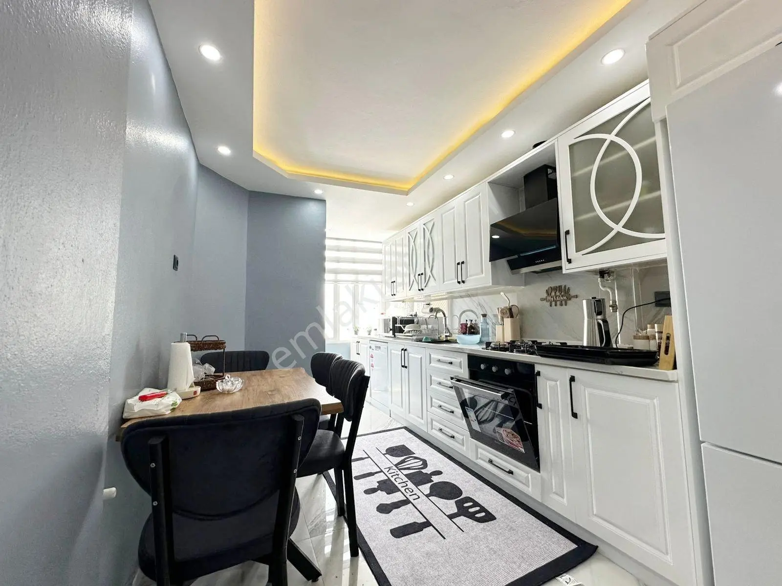 Mavi Bulvarda İkram Dondurma Civarı Süper Lüx Doğalgazlı 3+1 Uygun Fiyatlı Daire